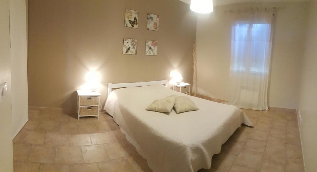 En Provence, Luberon, Villa Avec Piscine A Maubec Dış mekan fotoğraf
